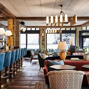 **** Hotel The Hoxton, United States